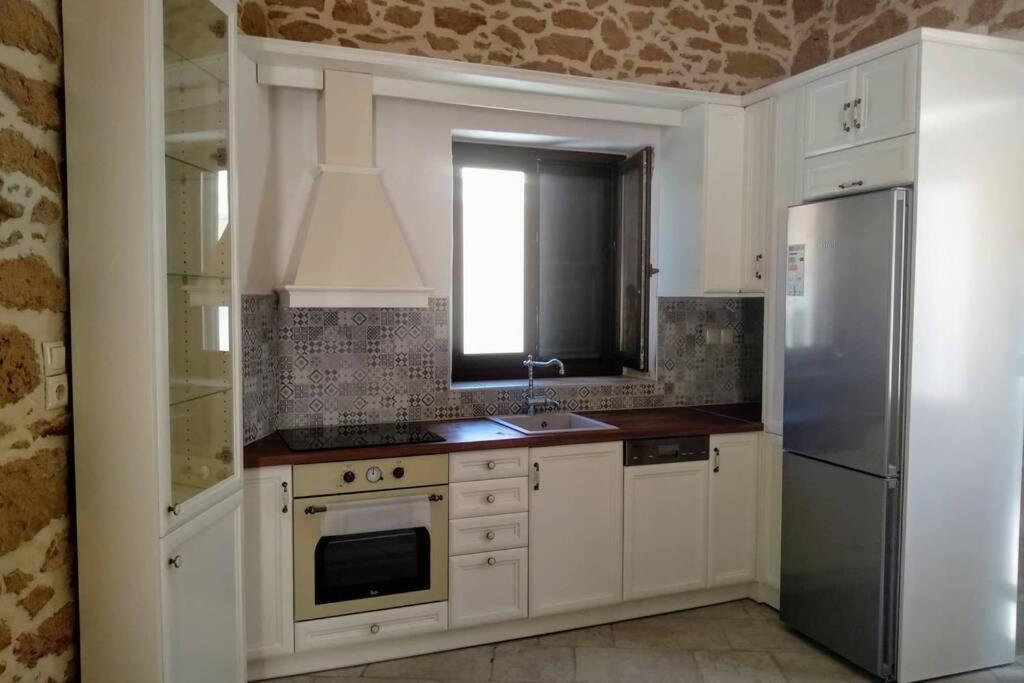 Traditional Stone House Sitia  Buitenkant foto