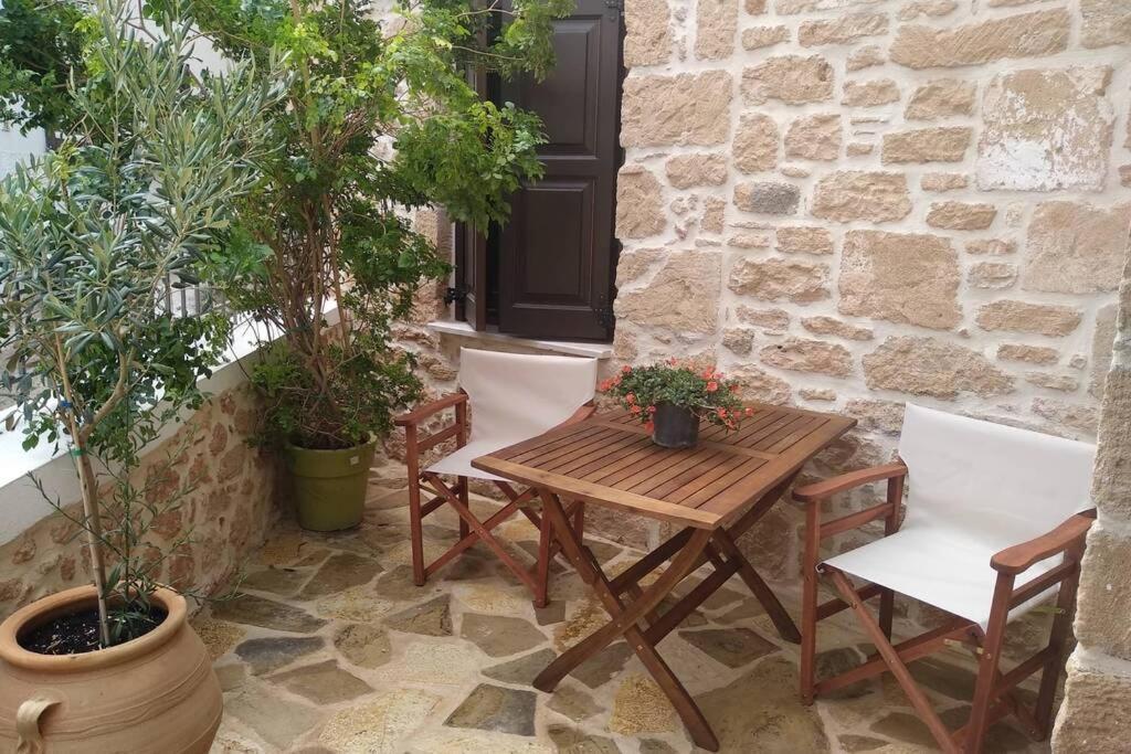 Traditional Stone House Sitia  Buitenkant foto